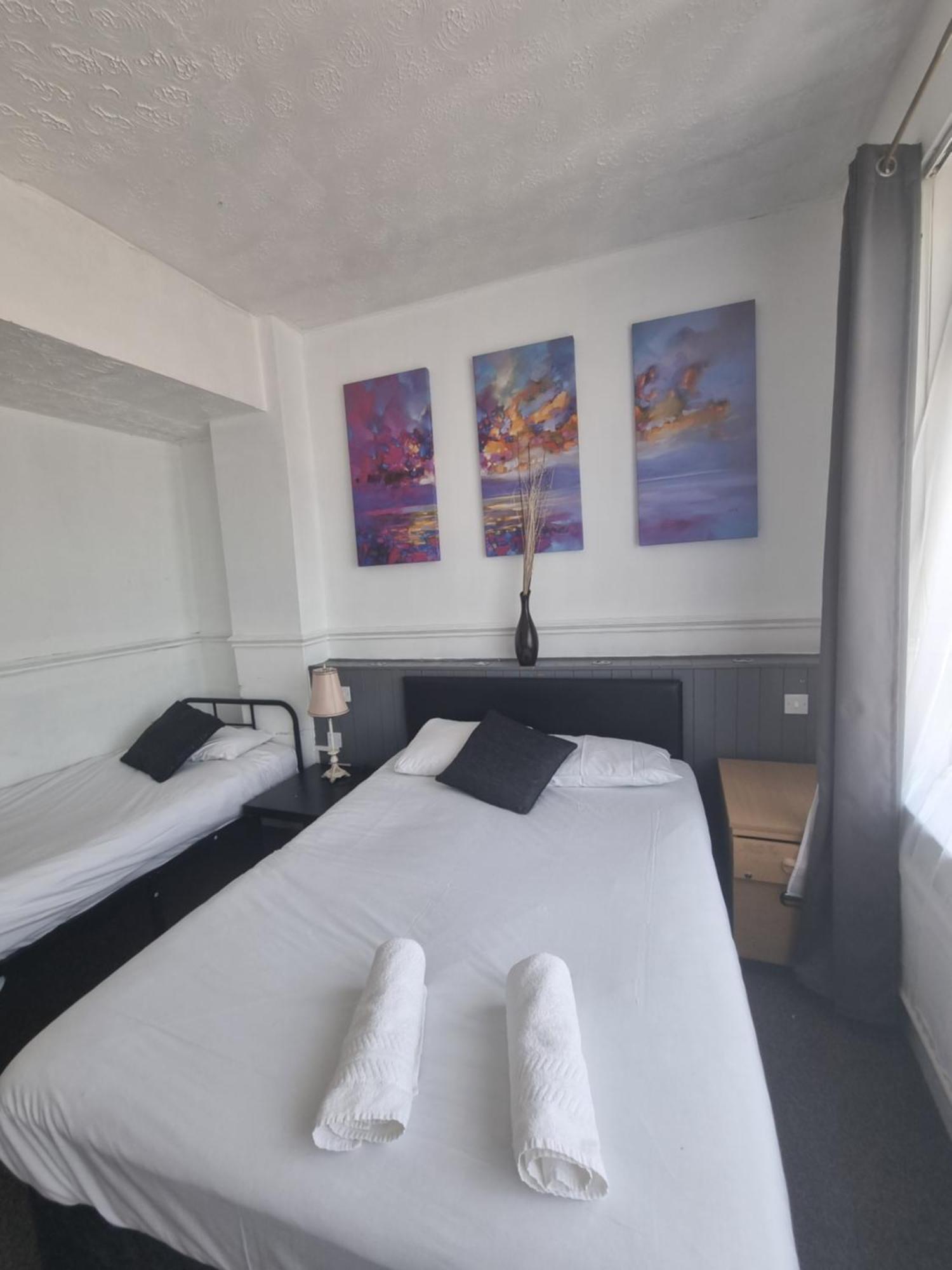 Henson Hotel Pleasure Beach Μπλάκπουλ Δωμάτιο φωτογραφία